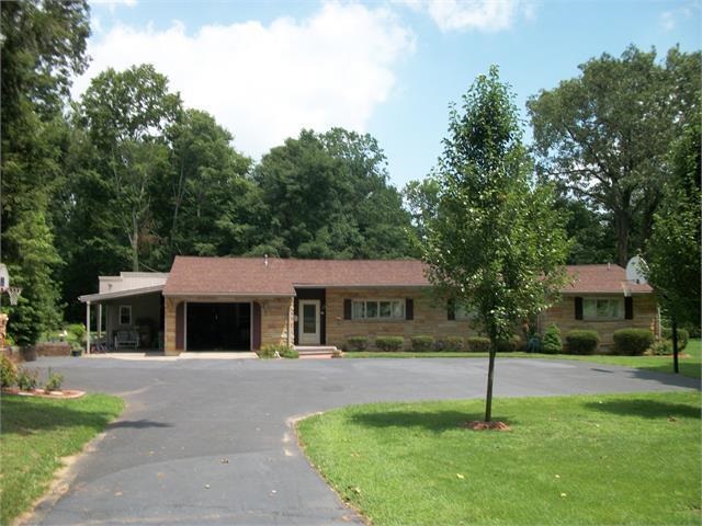 2634 Spruce Dr, Vincennes, IN 47591 photo 1