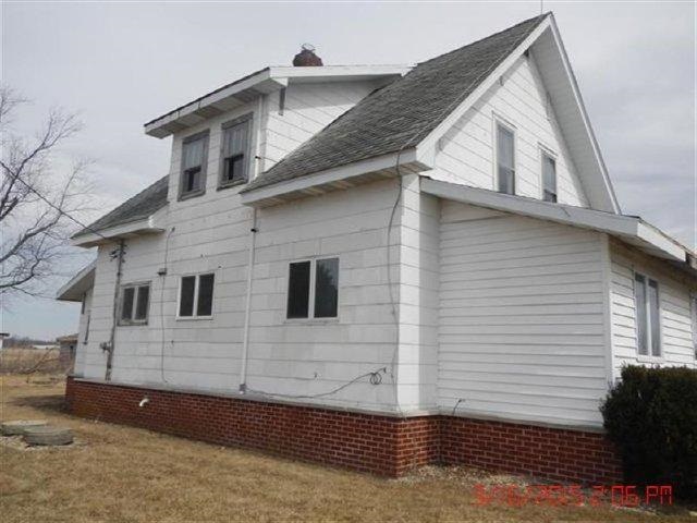 7228 W State Road 16, Royal Center, IN 46978 photo 2