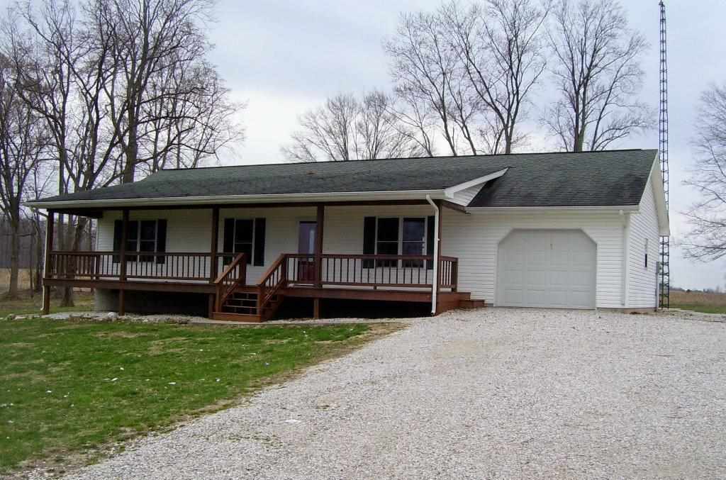 1385 Lawrenceport Main, Mitchell, IN 47446 photo 1
