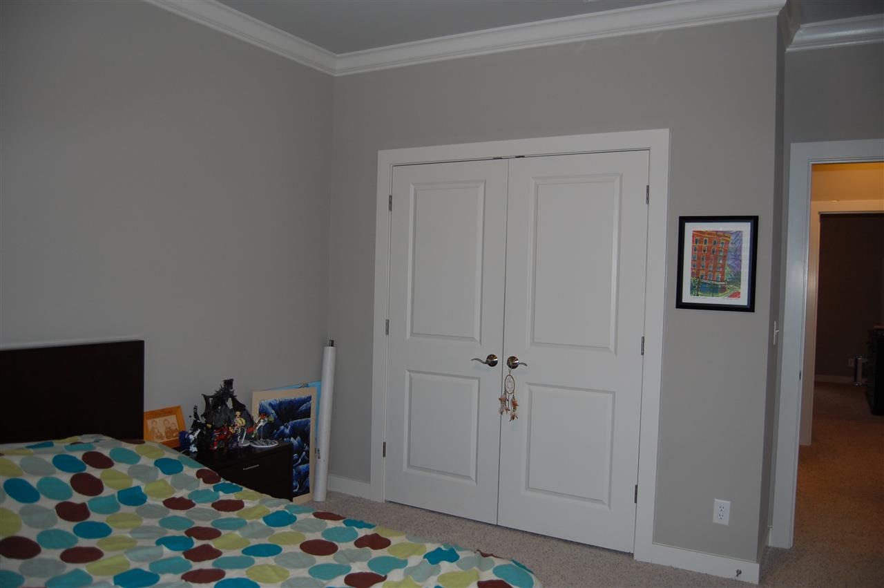 150 Palace Dr, Evansville, IN 47711 photo 14