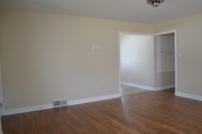 306 S Thomas Ave, Evansville, IN 47714 photo 4