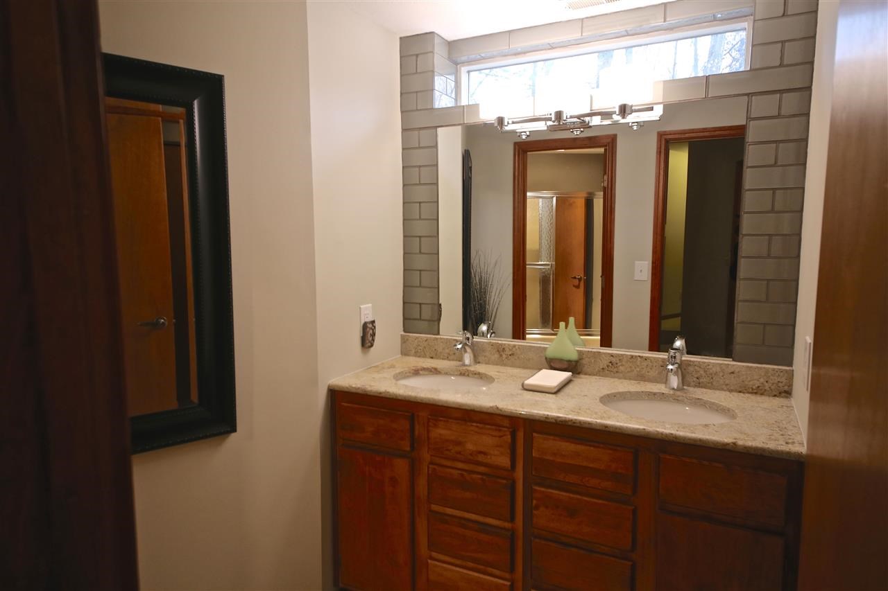 2352 E Linden Hill Dr, Bloomington, IN 47401 photo 8