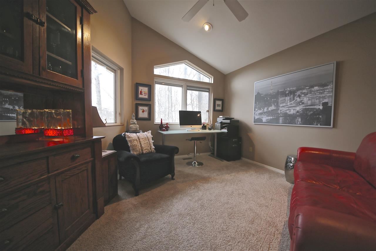 2352 E Linden Hill Dr, Bloomington, IN 47401 photo 13