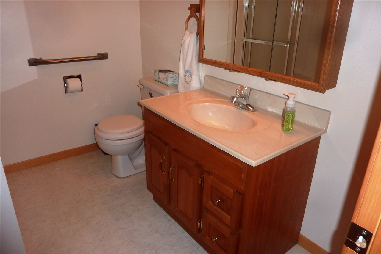 675 W 18th St, Rochester, IN 46975 photo 10