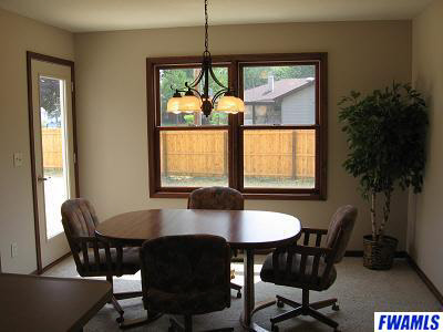 13434 Surrey Cv, Grabill, IN 46741 photo 3