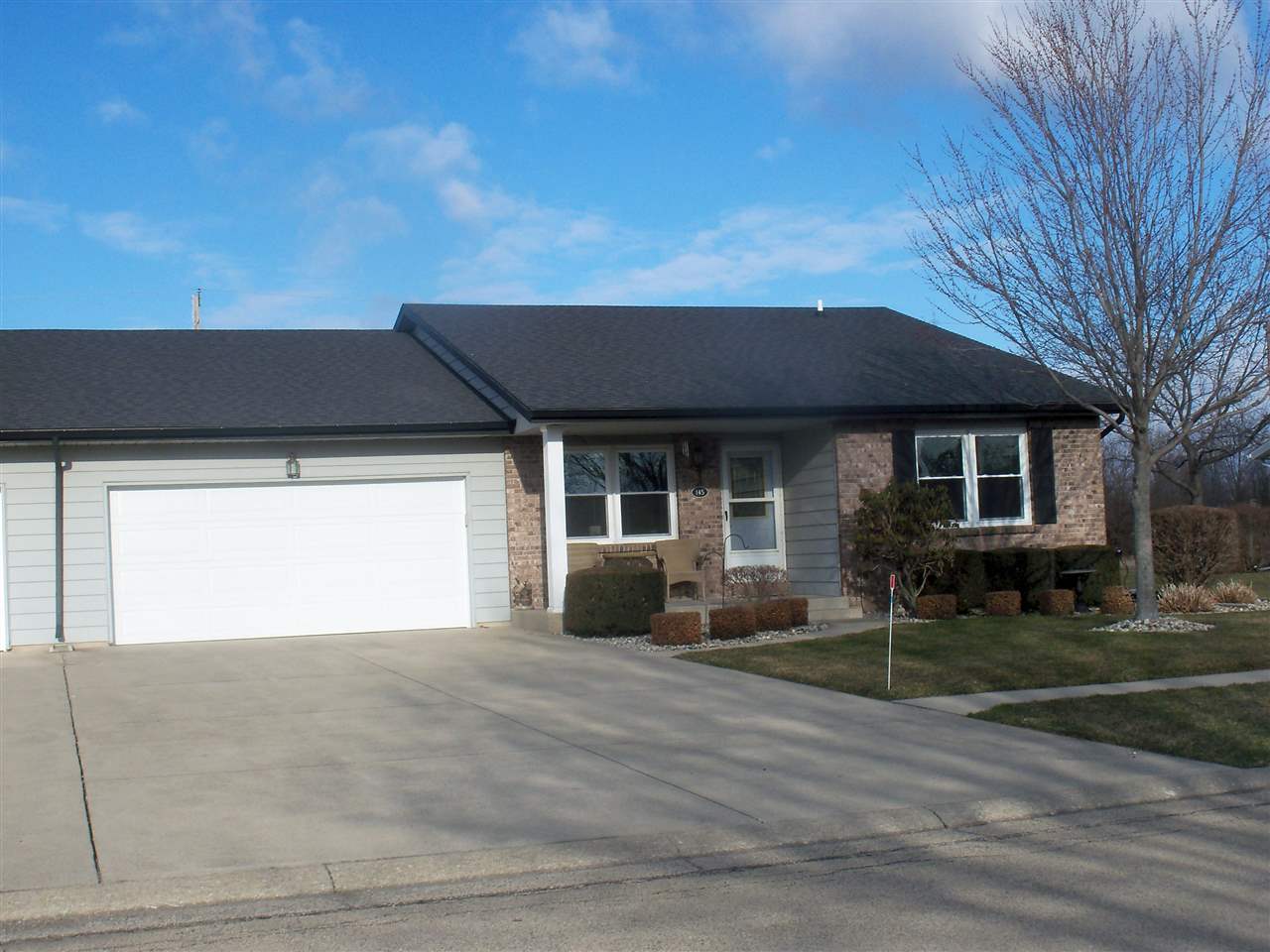 145 Beechwood Dr, Bremen, IN 46506 photo 1