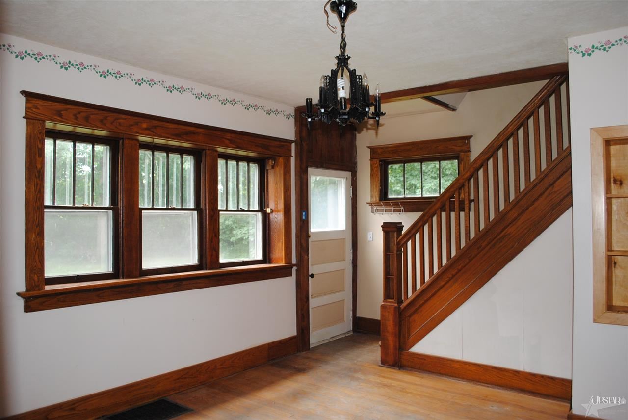 1745 Hale Ave, Fort Wayne, IN 46802 photo 2