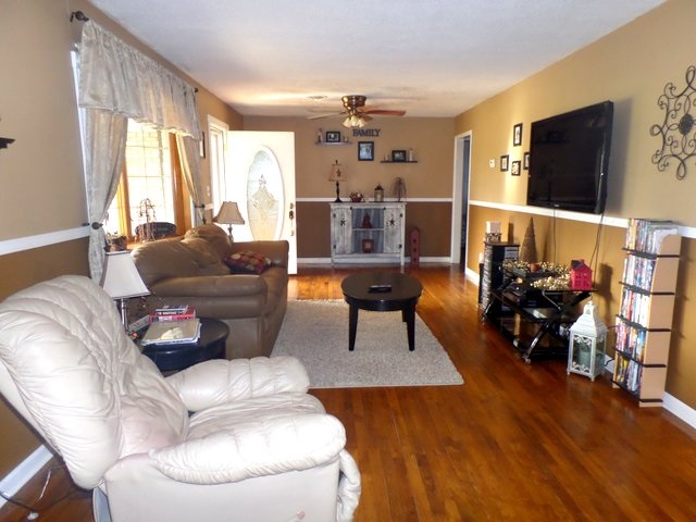 5399 N Knox Rd, Petersburg, IN 47567 photo 3
