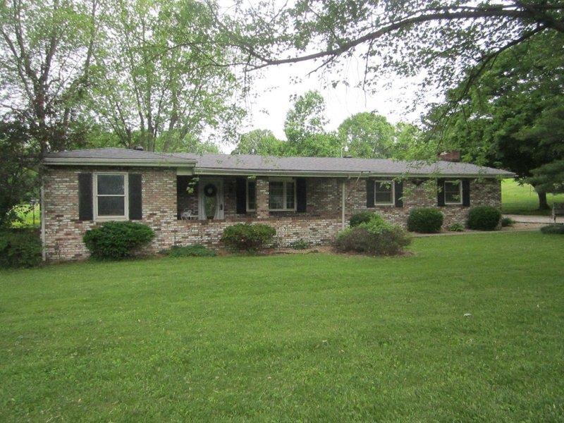 5399 N Knox Rd, Petersburg, IN 47567 photo 1