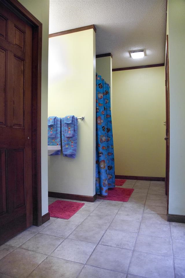 8211 Woodbriar Dr, Evansville, IN 47715 photo 15