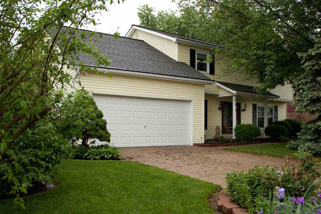 8211 Woodbriar Dr, Evansville, IN 47715 photo 2
