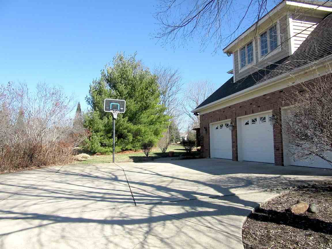 4540 E Foxmoor Ln, Lafayette, IN 47905 photo 27
