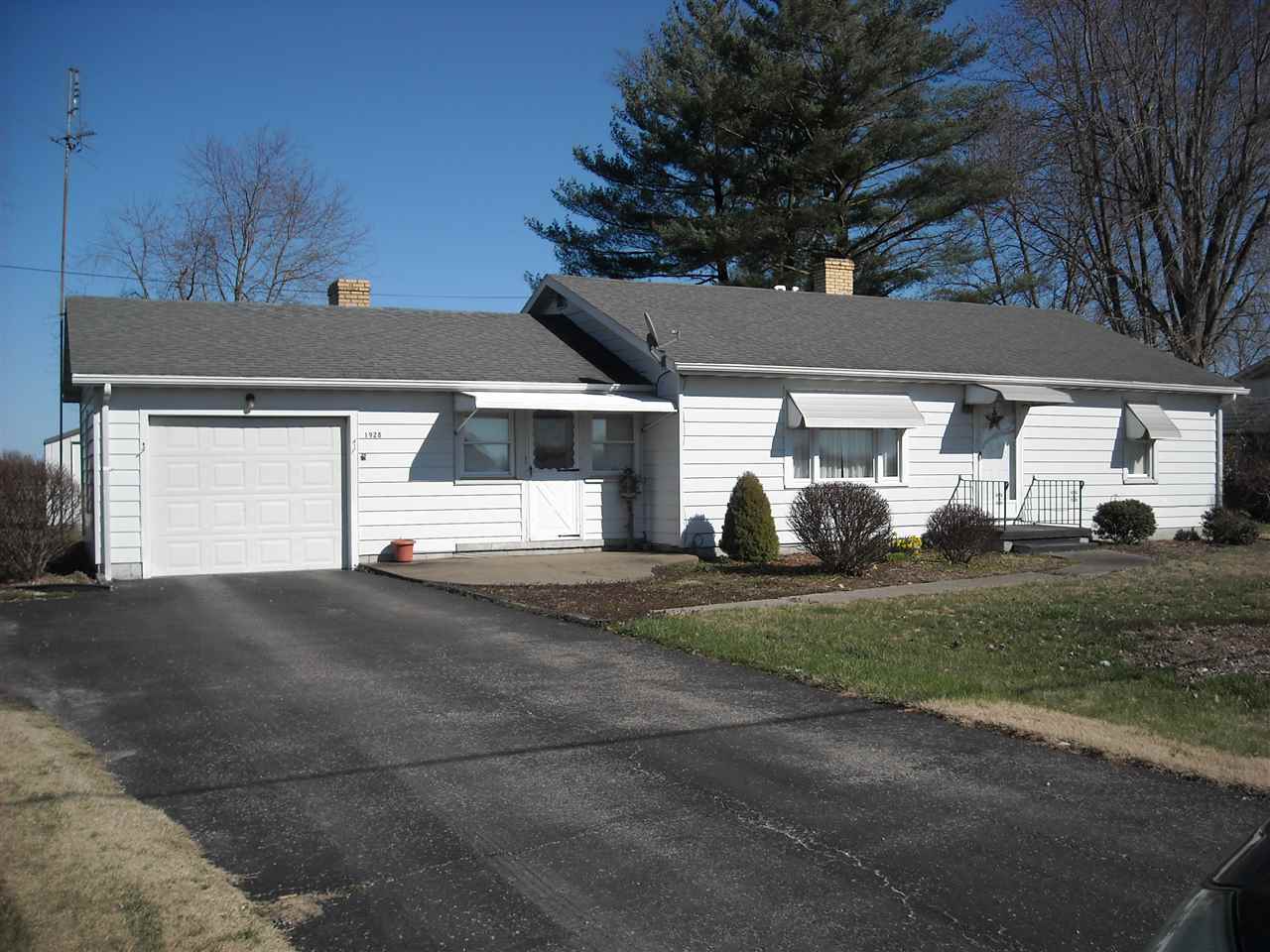 1928 N State Road 257, Otwell, IN 47564 photo 1