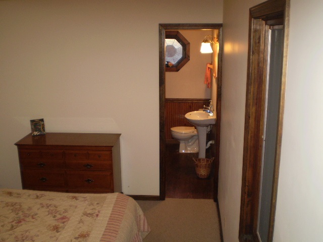 9684 N Bayshore Dr, Syracuse, IN 46567 photo 12