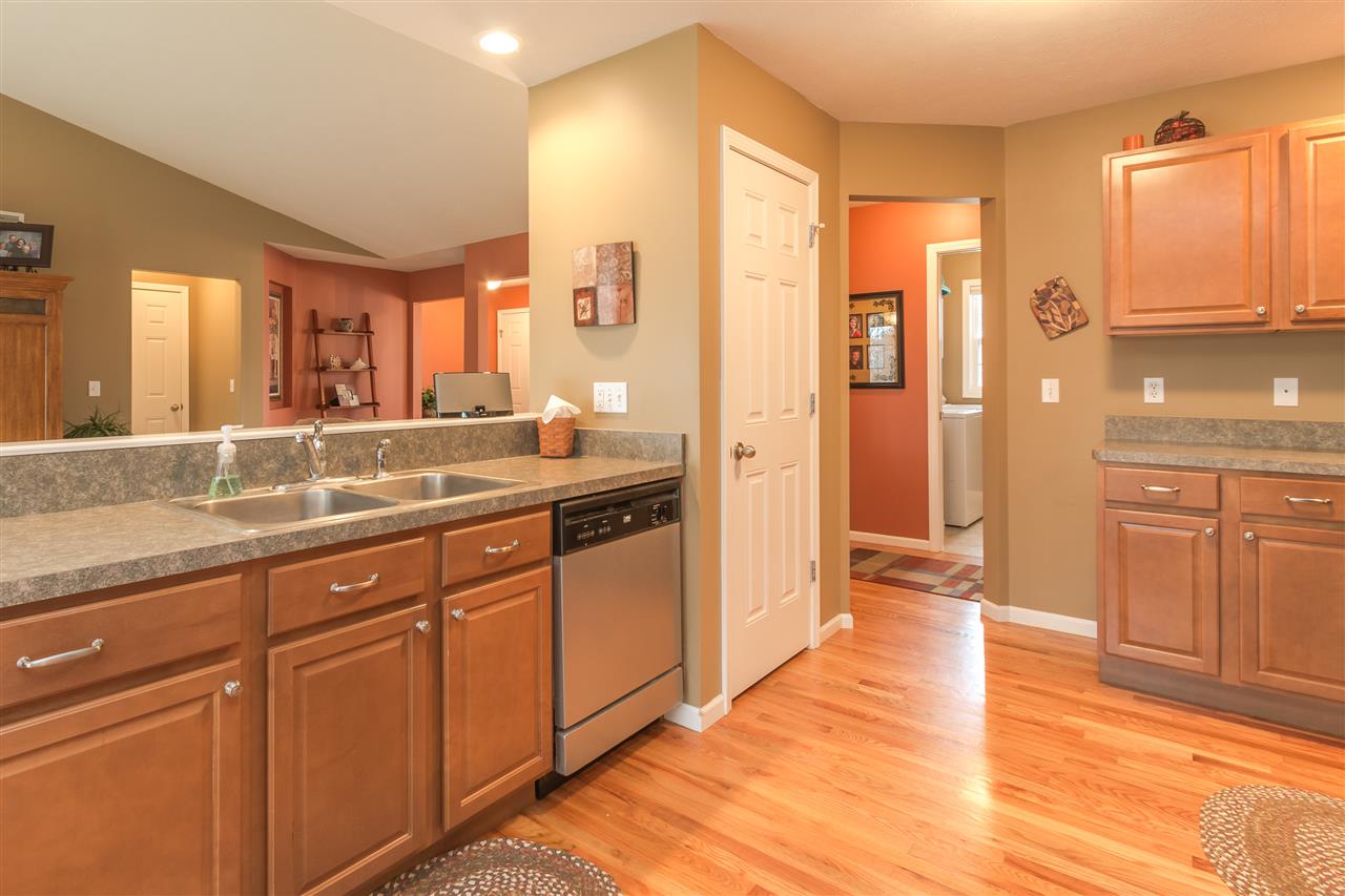 11302 Hartford Bay Dr, Osceola, IN 46561 photo 9