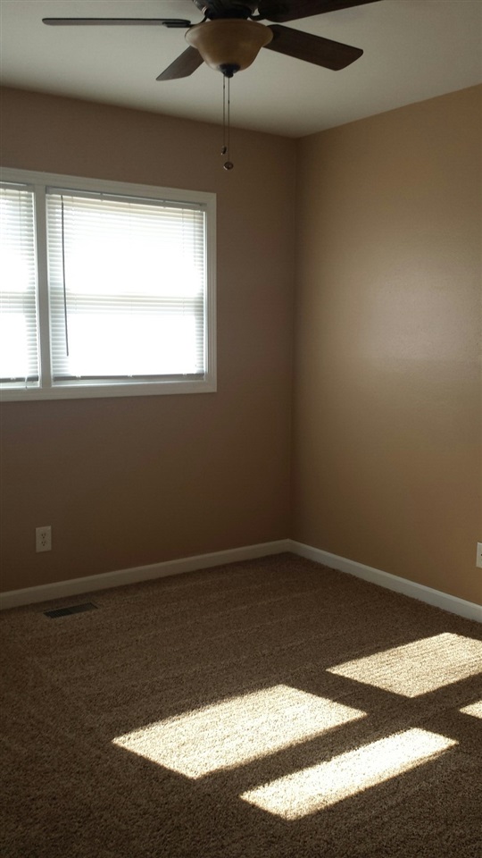 8105 Marston Dr, Fort Wayne, IN 46835 photo 9