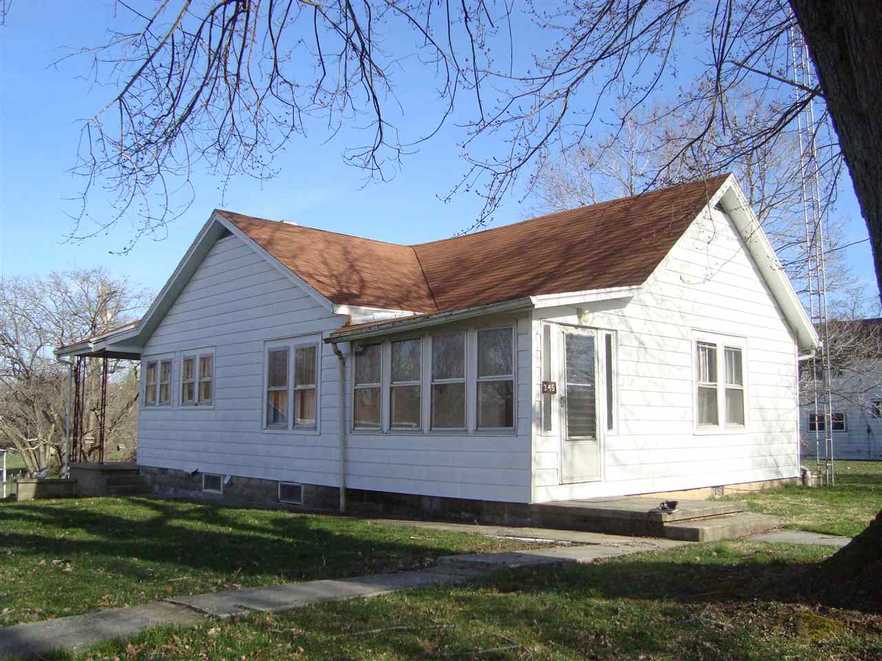 345 Huron Pike Rd, Mitchell, IN 47446 photo 1
