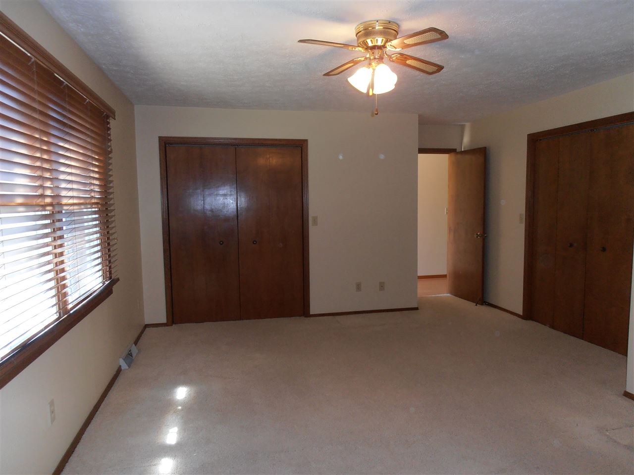 2215 E Arden Dr, Bloomington, IN 47401 photo 5
