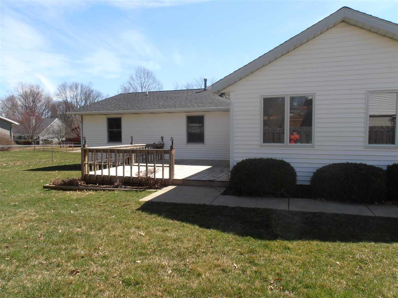 2215 E Arden Dr, Bloomington, IN 47401 photo 14