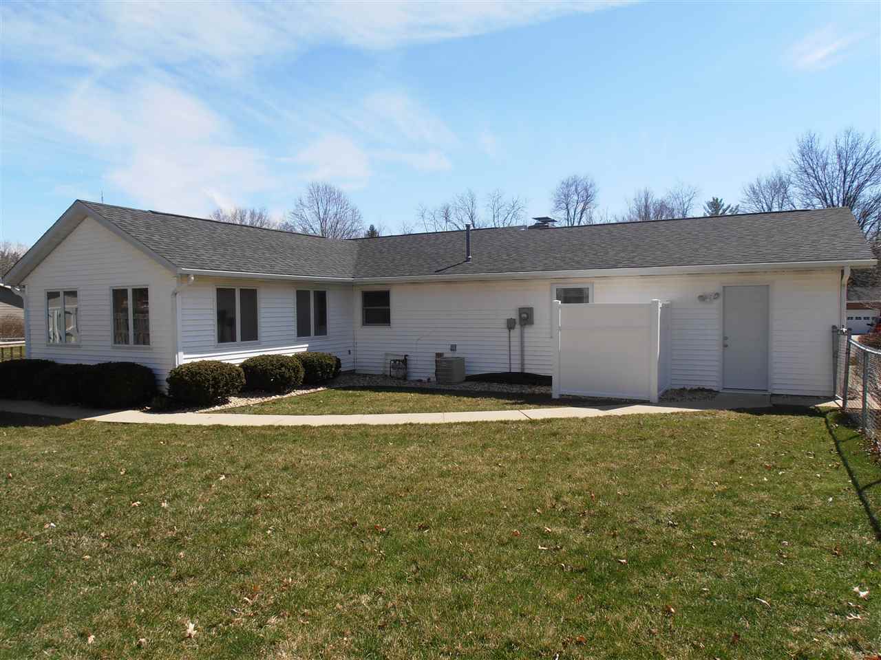 2215 E Arden Dr, Bloomington, IN 47401 photo 7