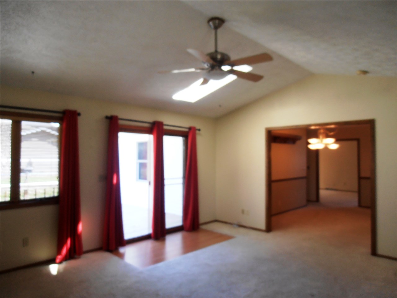 2215 E Arden Dr, Bloomington, IN 47401 photo 6