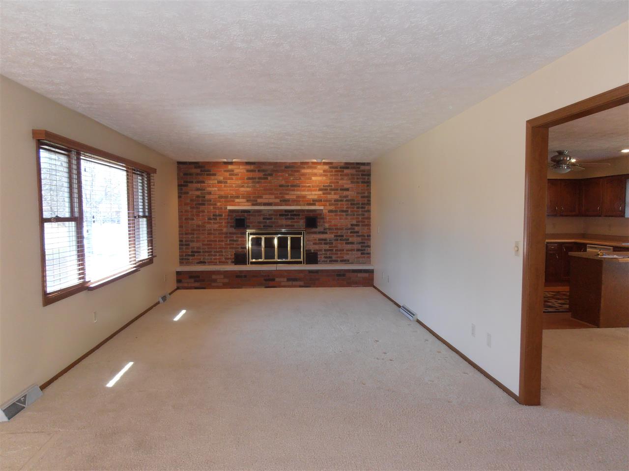 2215 E Arden Dr, Bloomington, IN 47401 photo 4