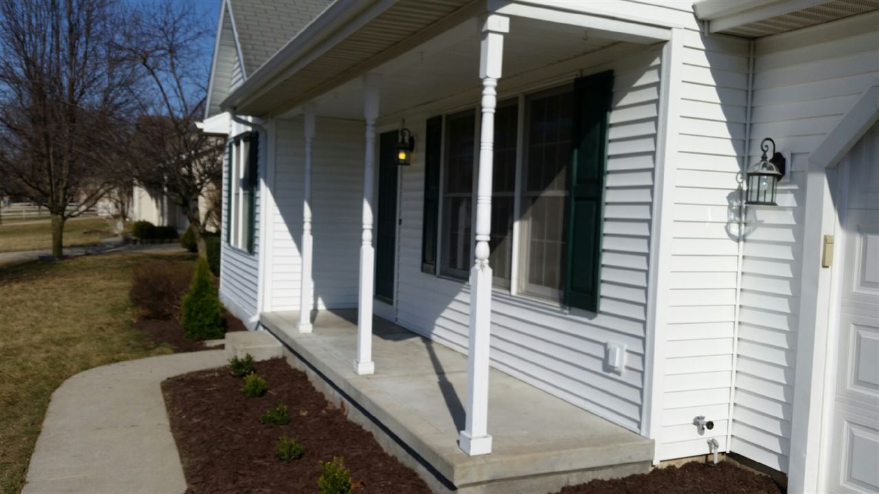 1013 Hidden Meadow Ln, Middlebury, IN 46540 photo 3