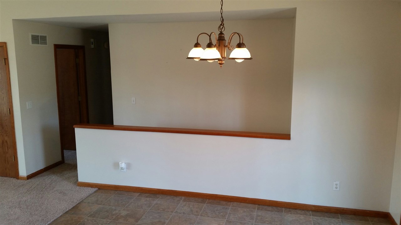 1013 Hidden Meadow Ln, Middlebury, IN 46540 photo 7