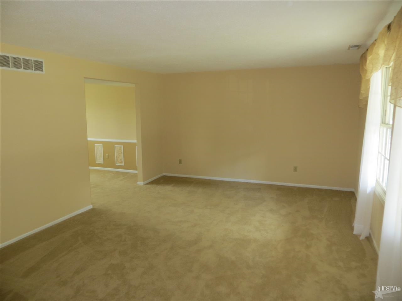 6631 Rockingham Dr, Fort Wayne, IN 46835 photo 7