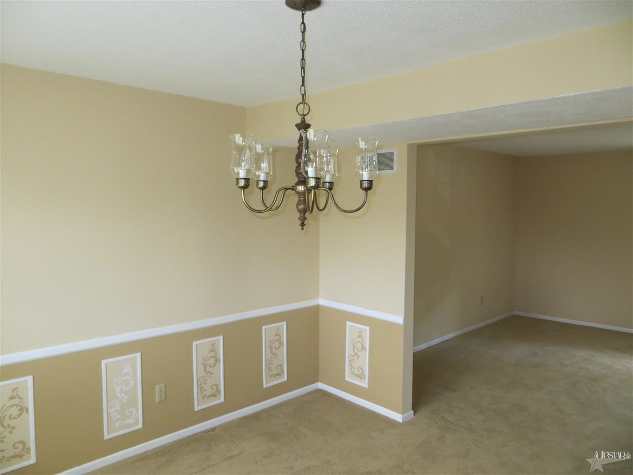 6631 Rockingham Dr, Fort Wayne, IN 46835 photo 10