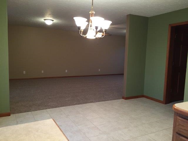 29380 Summer Field Ln, Elkhart, IN 46517 photo 4
