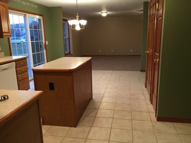 29380 Summer Field Ln, Elkhart, IN 46517 photo 3