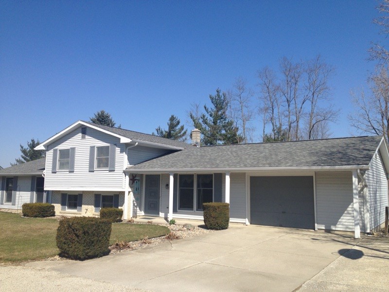 11676 N 300 E, Roanoke, IN 46783 photo 1