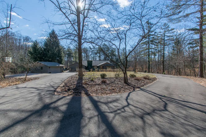 5440 E James, Bloomington, IN 47408 photo 1