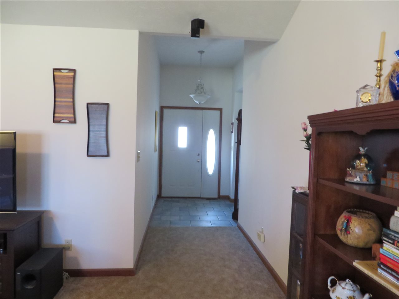 3604 E Waterview Dr, Muncie, IN 47302 photo 2