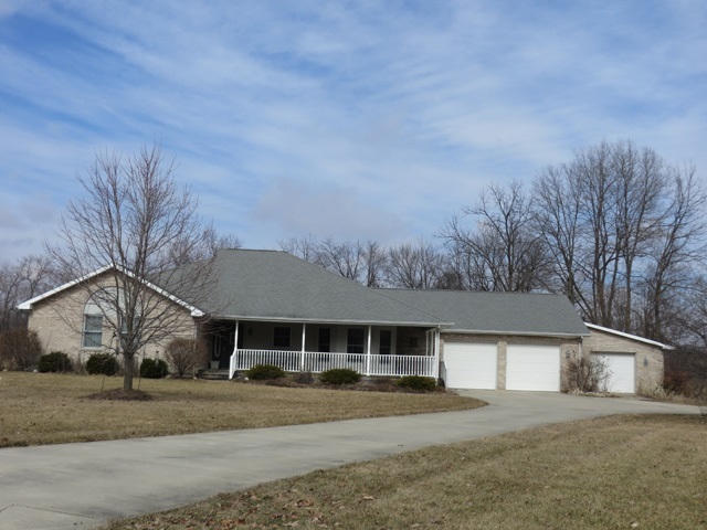 3604 E Waterview Dr, Muncie, IN 47302 photo 1
