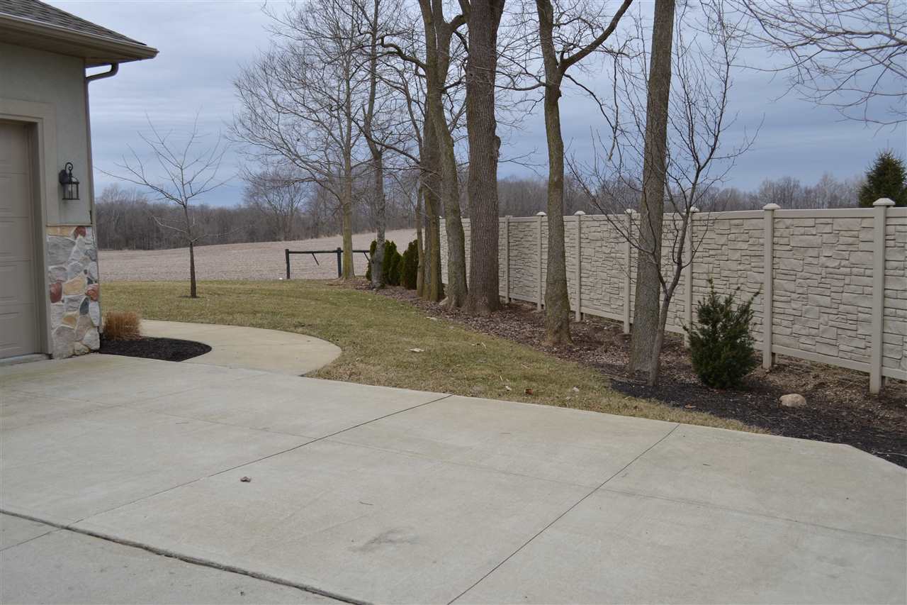 8761 Valley Farm Rd, Mulberry, IN 46058 photo 2