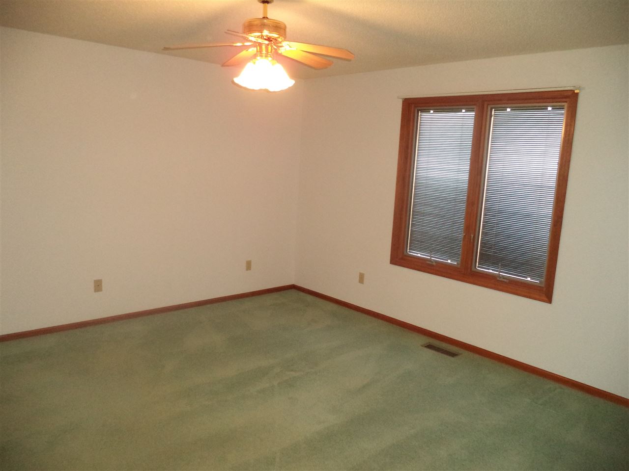 1912 Eileen St, Fort Wayne, IN 46819 photo 9