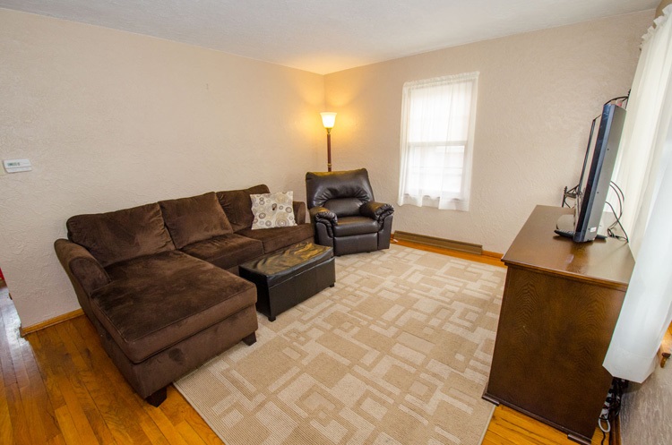 618 W 10th St, Mishawaka, IN 46544 photo 5
