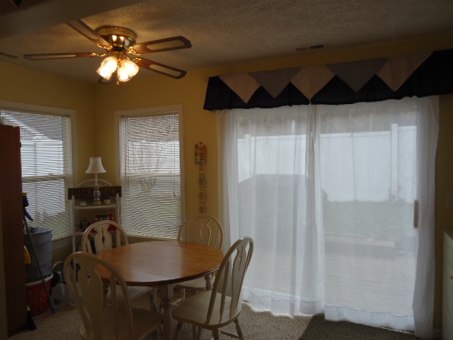 6331 NE Lakeshore Dr, Macy, IN 46951 photo 2