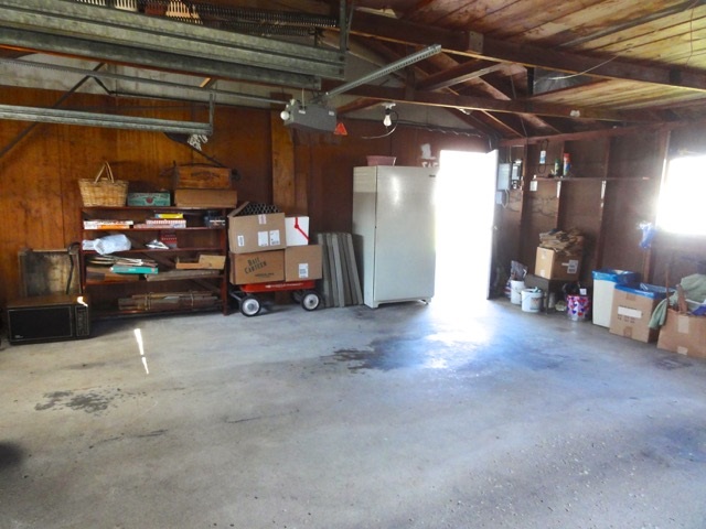 218 N Bittersweet Ln, Muncie, IN 47304 photo 23