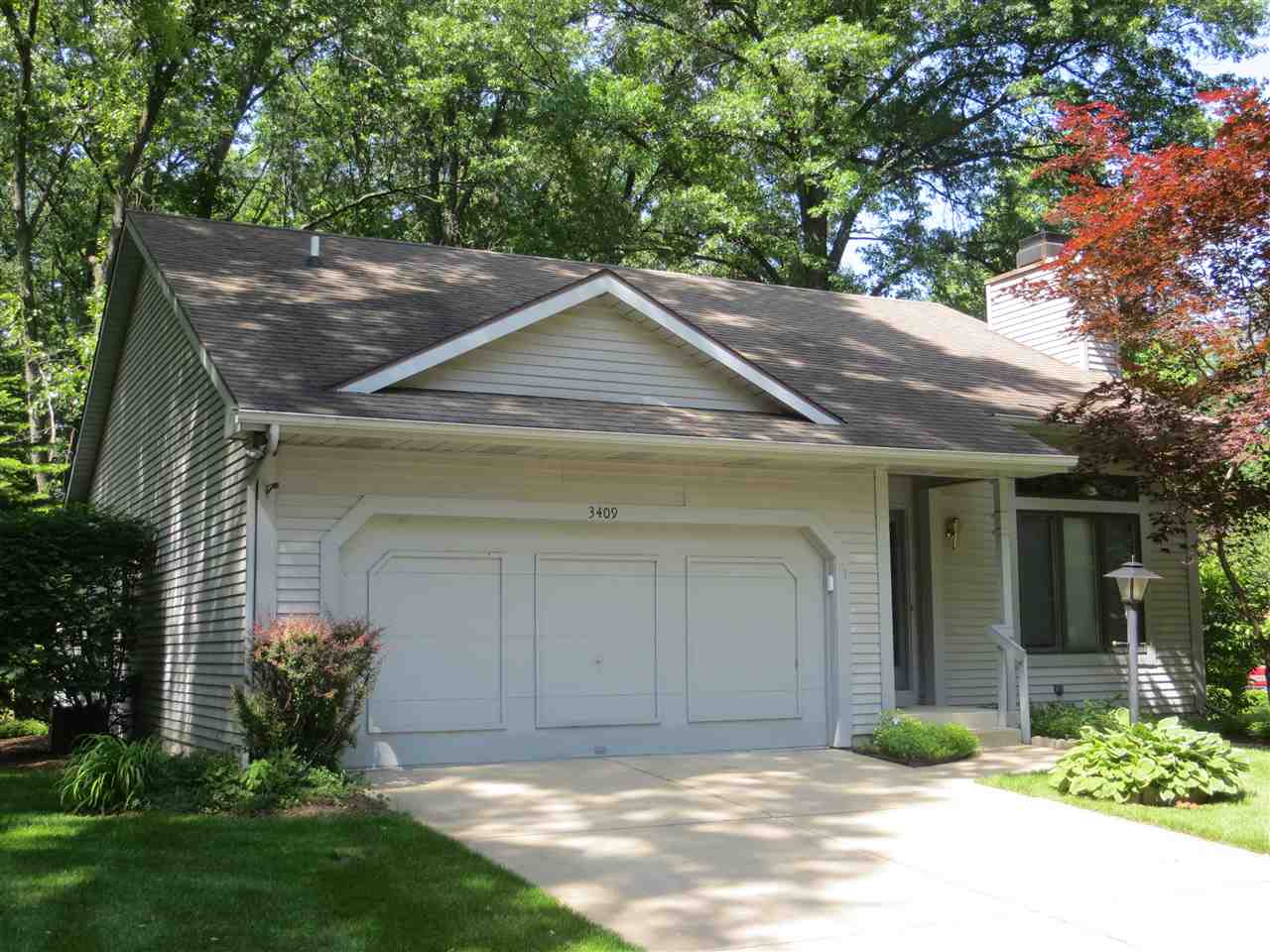 3409 Creekview Dr, South Bend, IN 46635 photo 1