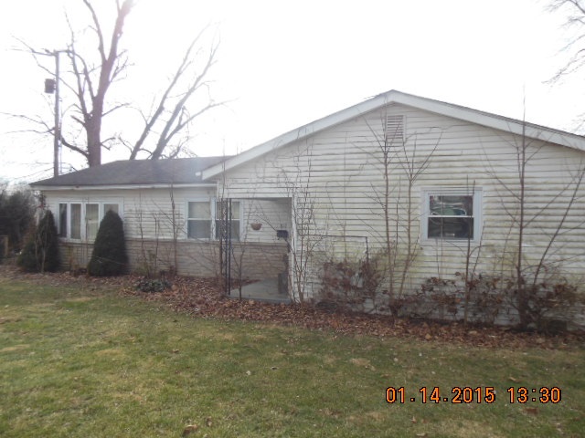 507 S Plum St, Mitchell, IN 47446 photo 5