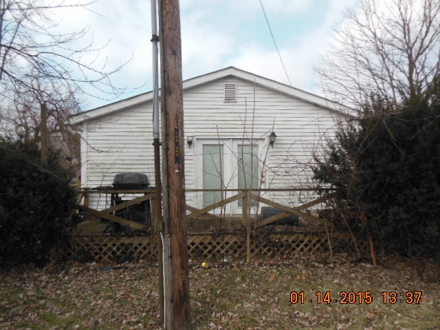 507 S Plum St, Mitchell, IN 47446 photo 8