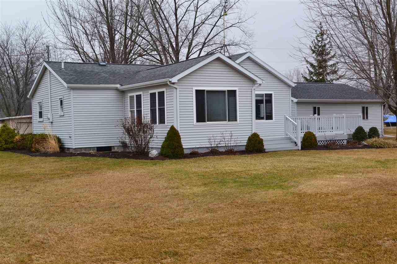 375 Lane 250c Lake Pleasant, Orland, IN 46776 photo 1