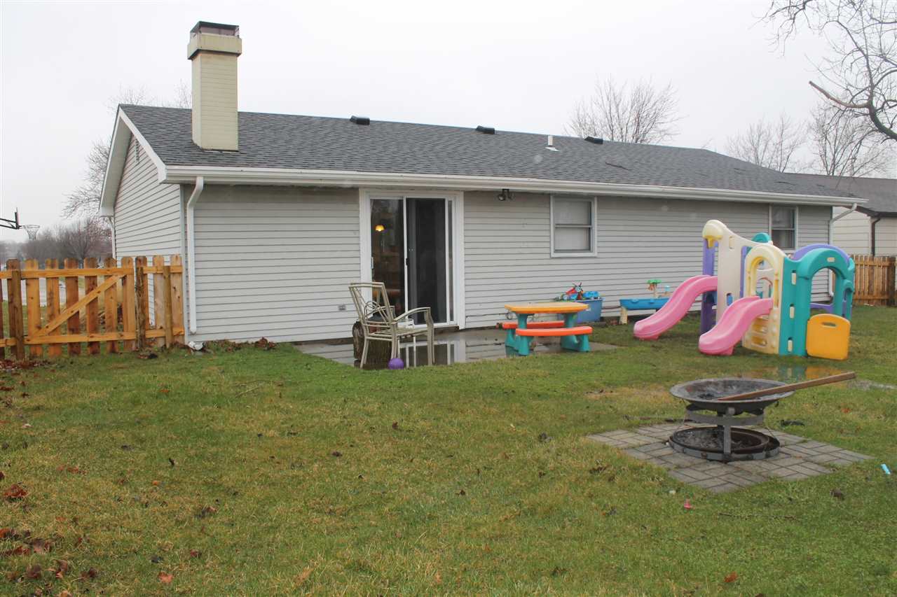 6716 Del Rio Dr, Fort Wayne, IN 46835 photo 2