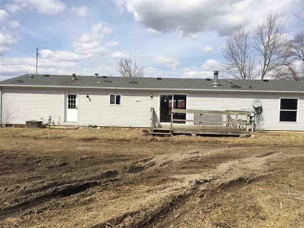 2632 E 500 S, Bluffton, IN 46714 photo 2