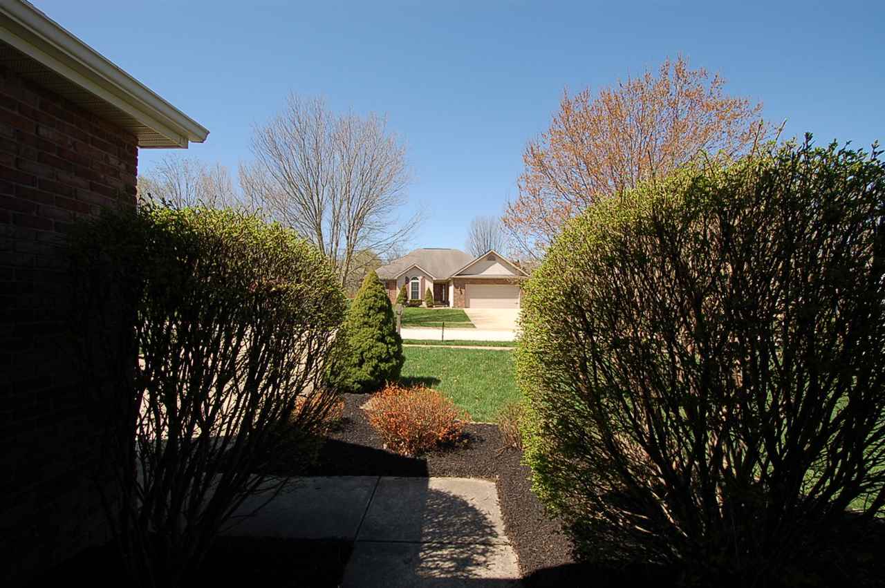 3419 S Weeping Willow Way, Bloomington, IN 47403 photo 2