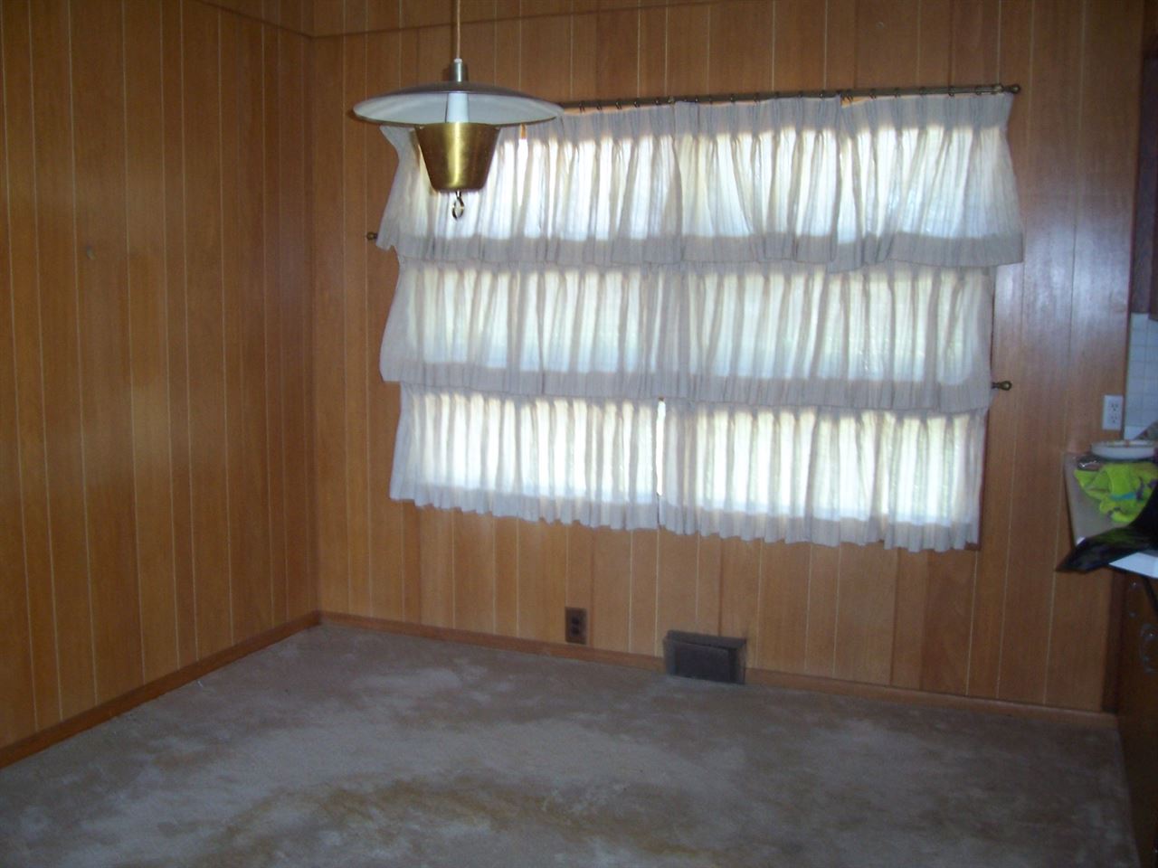 1100 W Wortman Rd, Evansville, IN 47725 photo 3