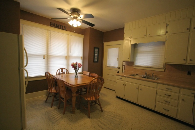 218 N Geiger St, Huntingburg, IN 47542 photo 7